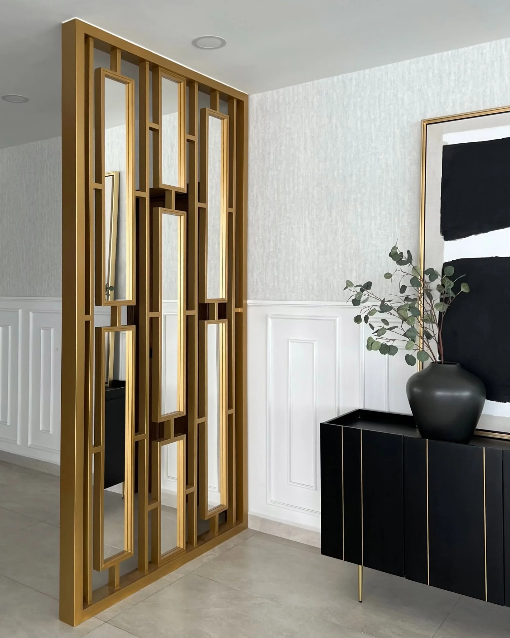 Puerta principal de madera sólida a medida — Tempus Monterrey