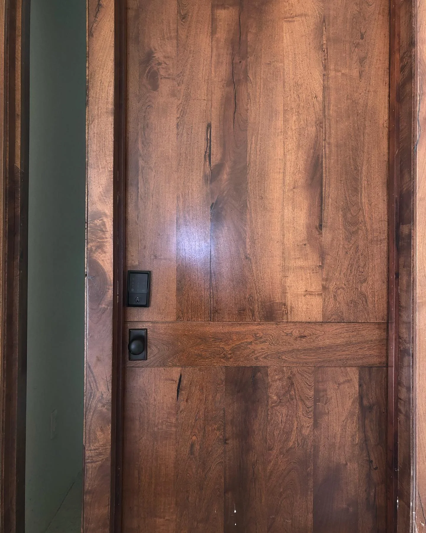 Puerta de madera a medida Tempus Monterrey