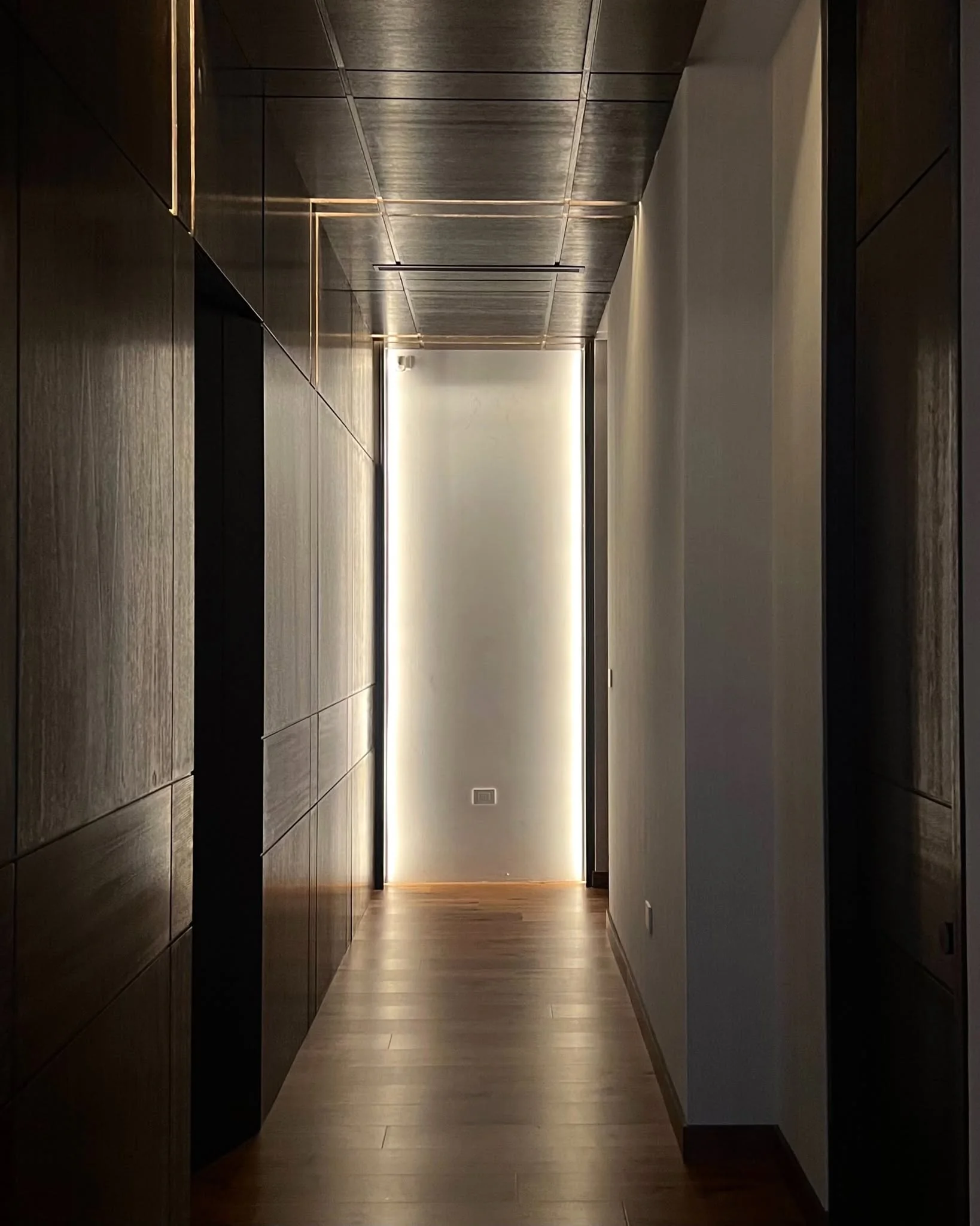Closet y vestidor a medida Tempus Monterrey