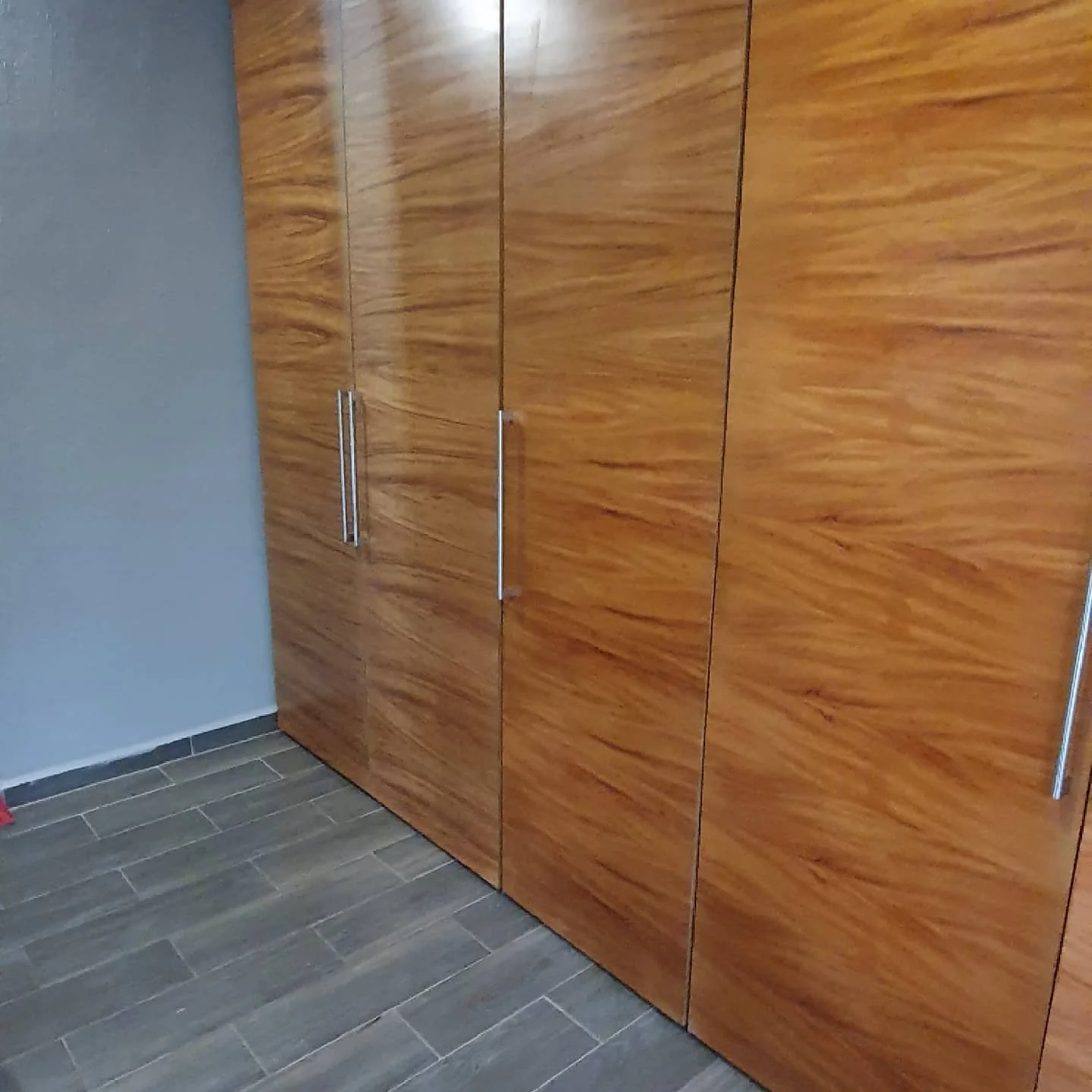 Closet y vestidor a medida Tempus Monterrey