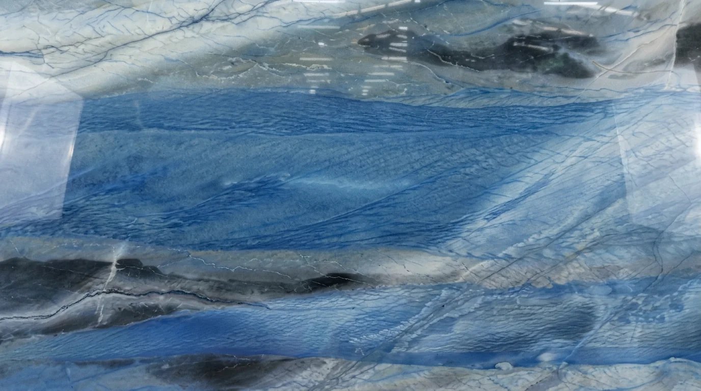 Referencia visual de cuarcita Azul Macaúbas