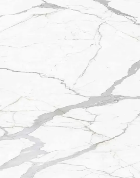 Piedra Calacatta Full Body