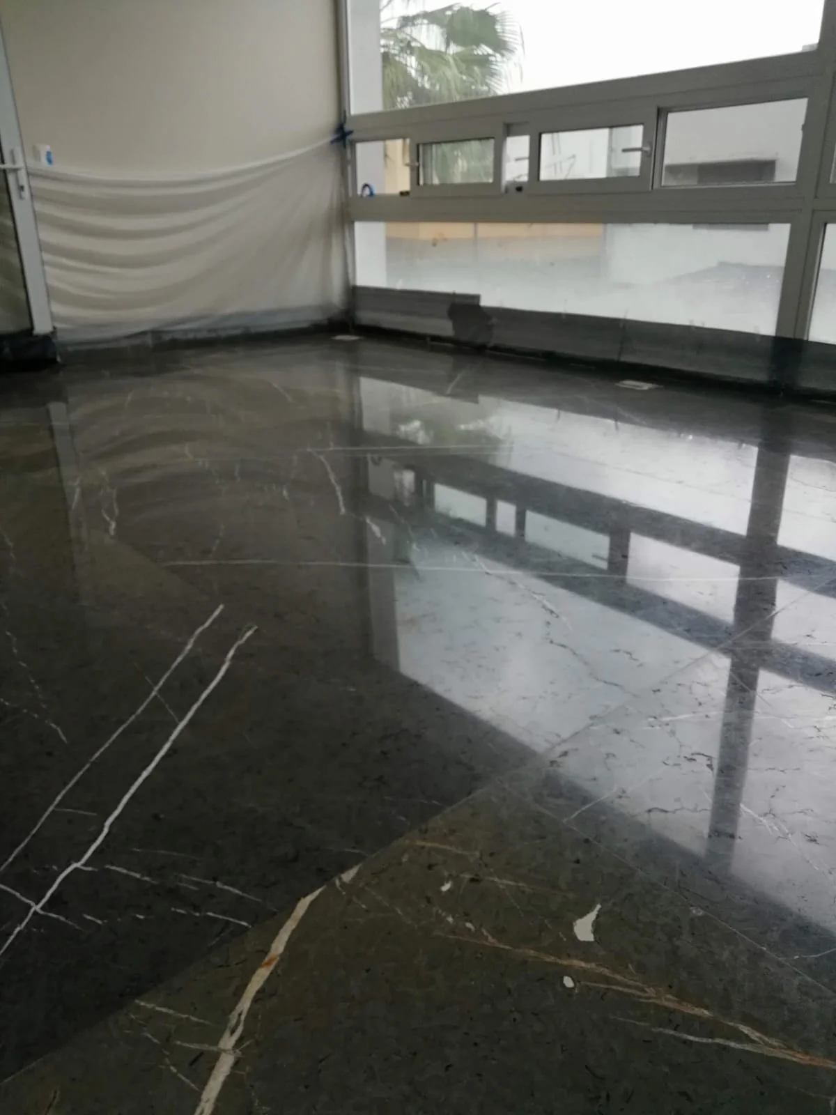 Piso de piedra natural Tempus Monterrey