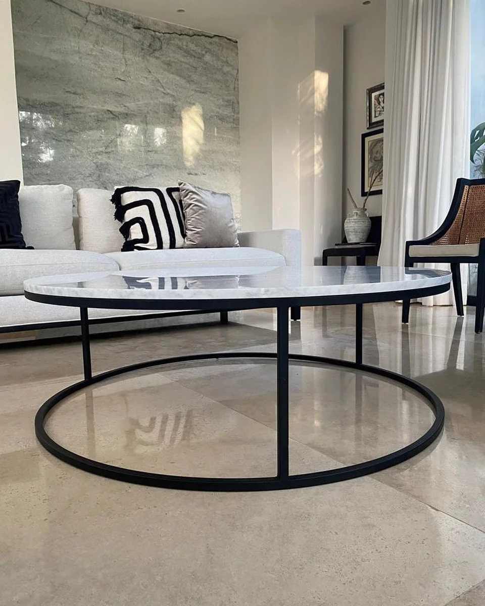 Mesa de diseño en piedra natural Tempus Monterrey